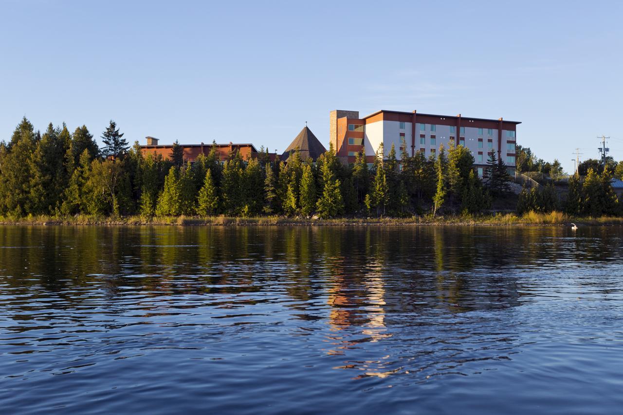 Manitoulin Hotel And Conference Centre Little Current Exteriér fotografie